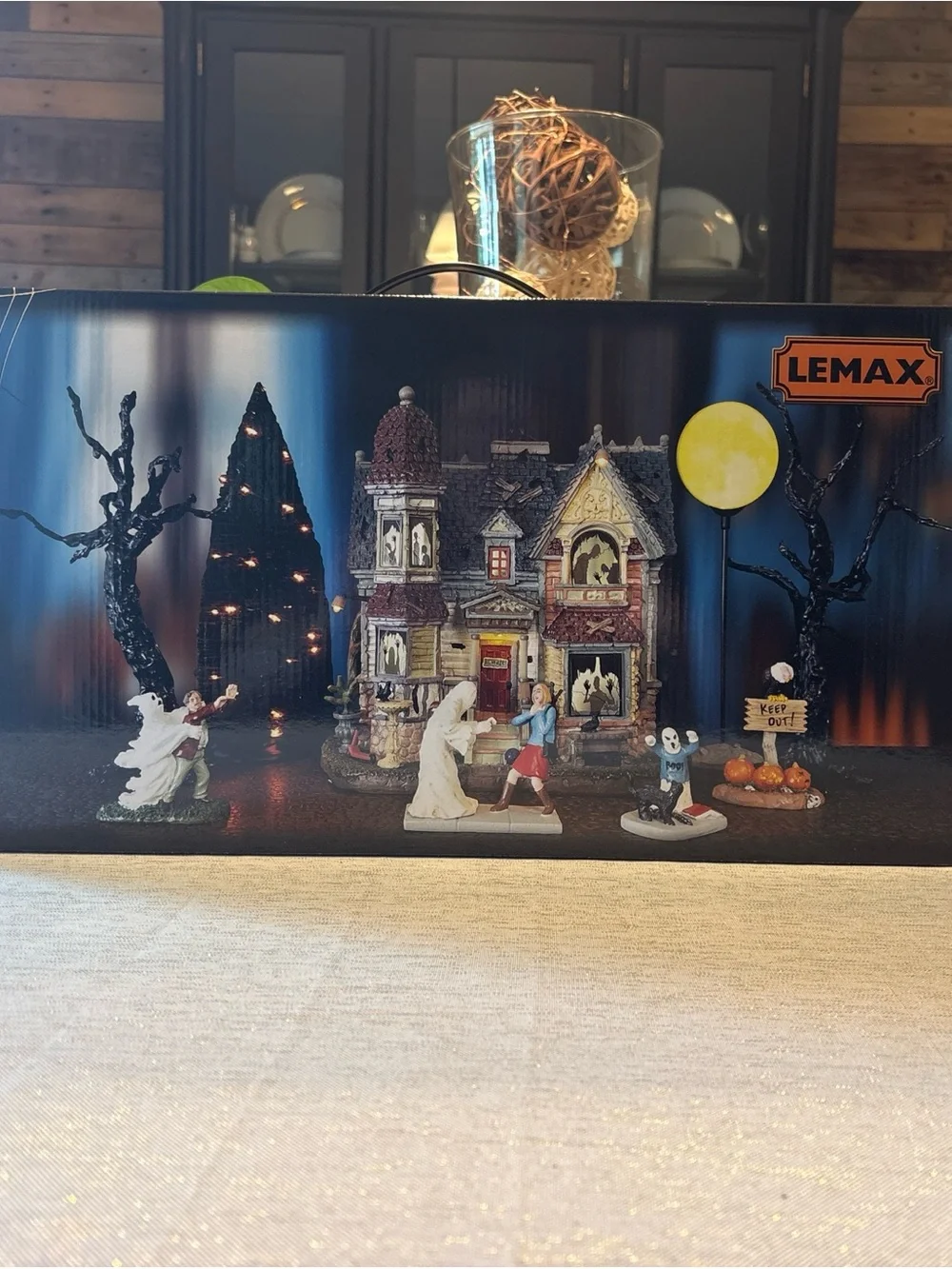 Lemax  Spooky Town- The The House of Shadows 11 PC Boxed Set New Halloween